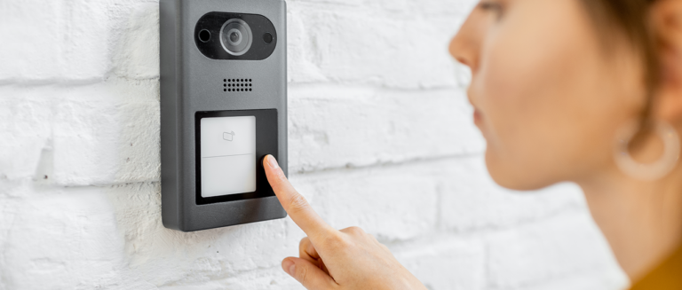 La foto ilustra uno de los controles de acceso de Seguritech