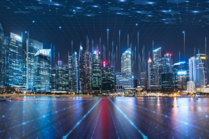 La ciudades transitan hacia un futuro que hasta hace algunos años parecía distócico lejano, según describe el CEO de Seguritech Privada.