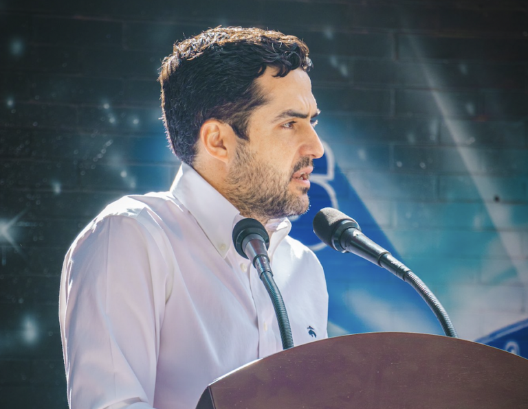 La SEDESOQ apunta a integrar más beneficiarios al padrón de la tarifa UniDOS, aseguró Agustín Dorantes Lámbarri.