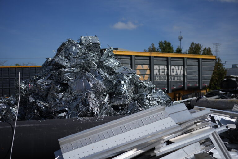 Manejo de residuos industriales en parques de Renova Industrial