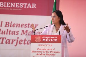 Ariadna Montiel Reyes entrega pensiones Bienestar en el Estado de México