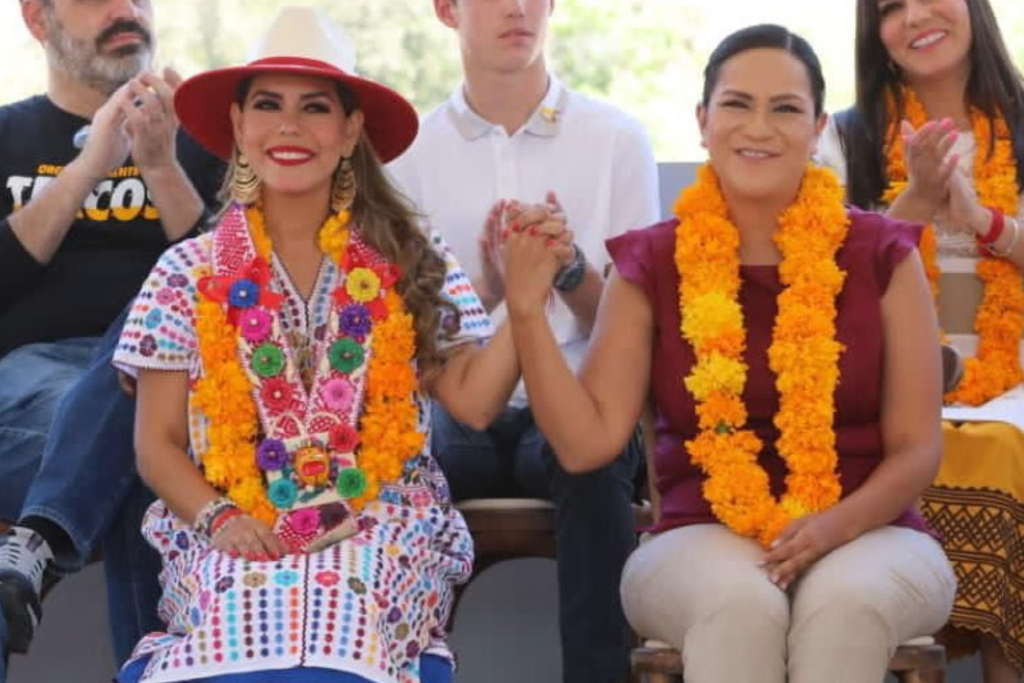 Ariadna Montiel y Evelyn Salgado Pineda presiden ceremonia del CRIT en la montaña de Guerrero