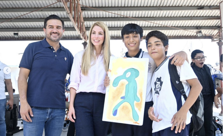 Miguel Ángel Yunes Márquez reconoce alcances del programa cultural "Orquestando Cumbia" en Boca del Río, Veracruz