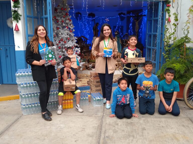 AJEMEX hizo la entrega de un donativo a P.A.C.O I.A.P