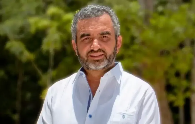 La ambición de la familia Rosas Moya