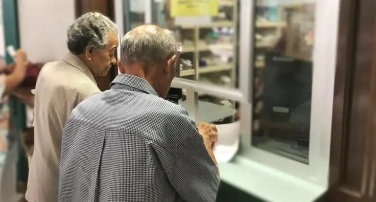 Escampa ofrece préstamos personales a pensionados