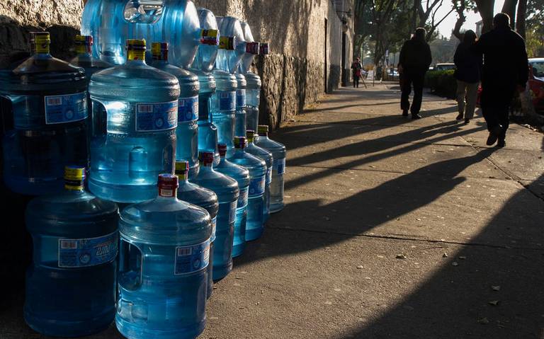 Aumentan precios del agua potable por temperaturas extremas