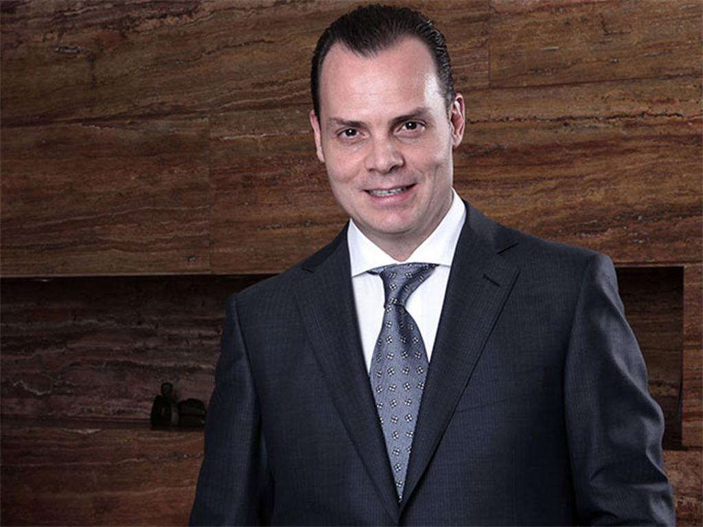 Olegario Vázquez Aldir entre los 100 empresarios más importantes de México