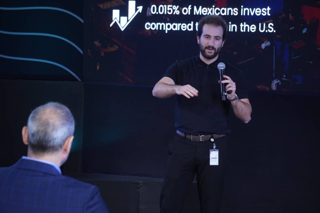 Banco Azteca conecta innovación y futuro en competencia fintech