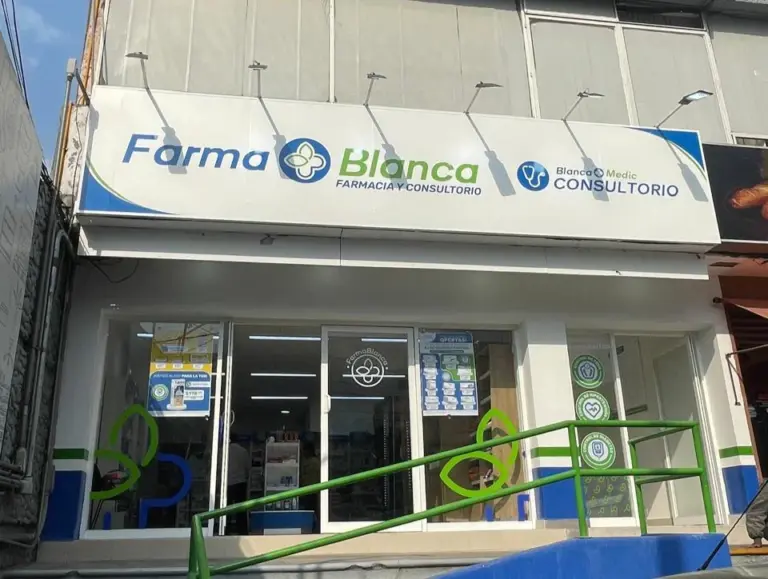 FarmaBlanca impulsa franquicias compactas y accesibles en México