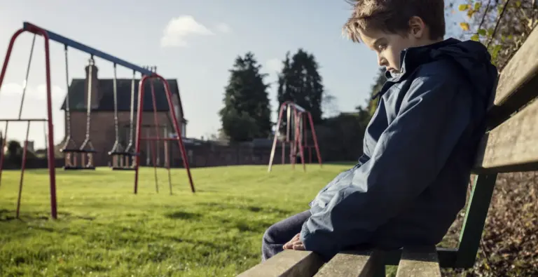 Gabriel Gadsden Carrasco propone soluciones al abandono infantil