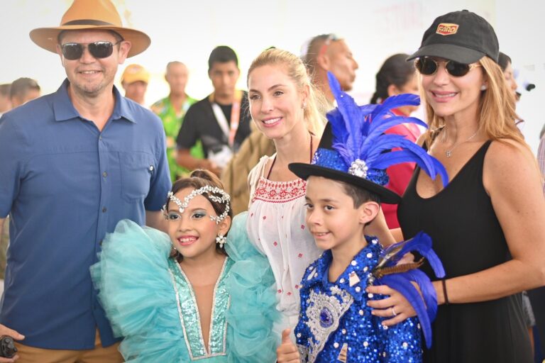 Reyes infantiles llenan de alegría el Carnaval veracruzano: Patricia Lobeira Rodríguez