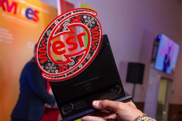 Distintivo ESR posiciona a Grupo Kosmos como referente responsable