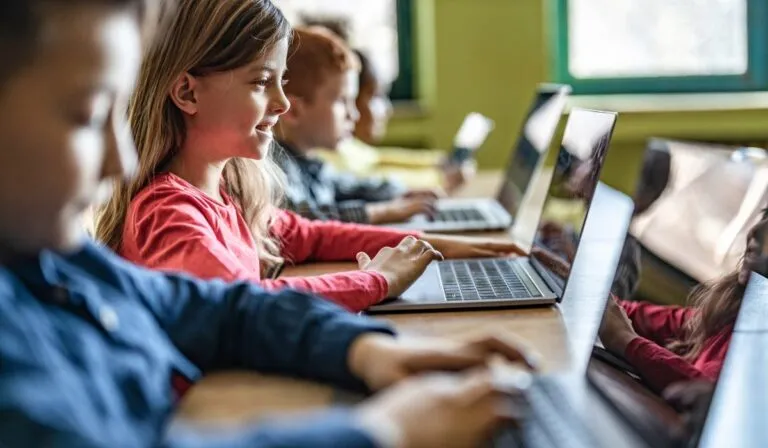 Gemini lanza Aprendizaje Guiado: la IA que ayuda a estudiar sin reemplazar al maestro