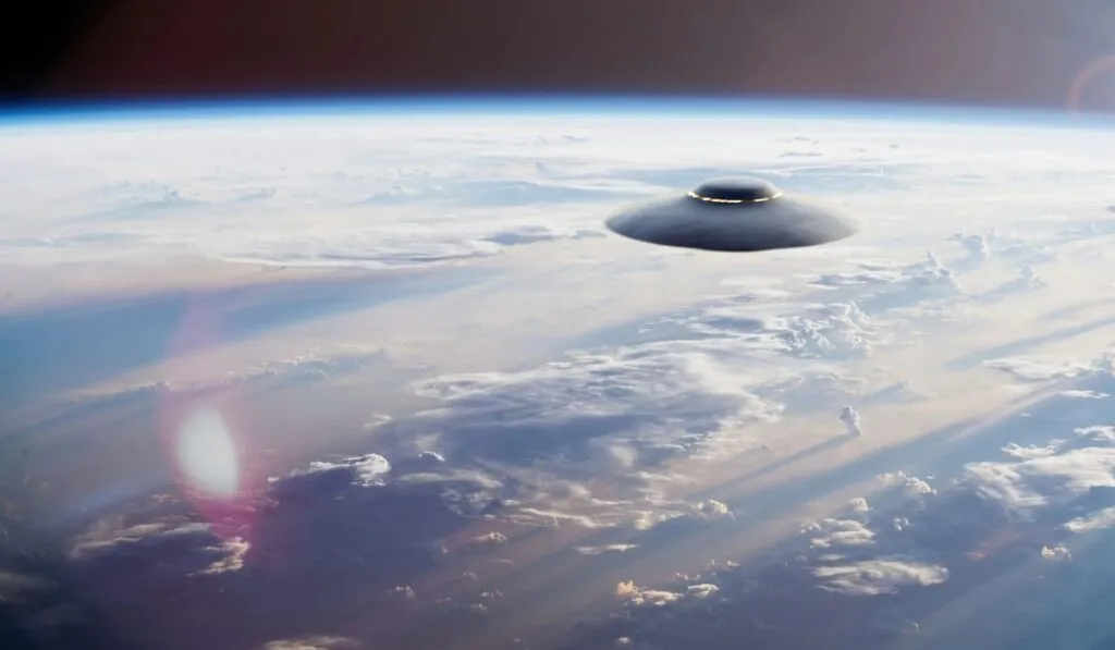 La vida extraterrestre inteligente podría estar a 33,000 años luz de nosotros, según científicos