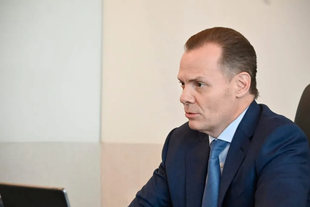 Olegario Vázquez Aldir lidera transición y redefine propósito empresarial