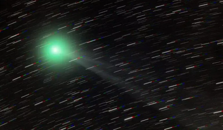 El cometa Lemmon brillará en el cielo de octubre: pronto podrás verlo a simple vista