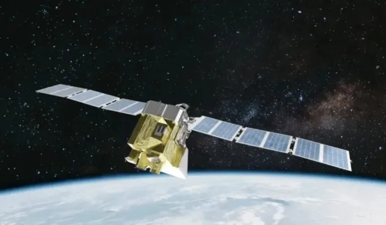 Empresa busca “vender” la luz del Sol con satélites espejo: la polémica idea que podría iluminar las noches