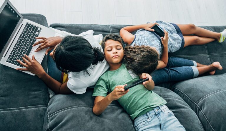 Australia endurece el acceso a redes sociales para menores: cómo funcionará la prohibición que está marcando un precedente mundial