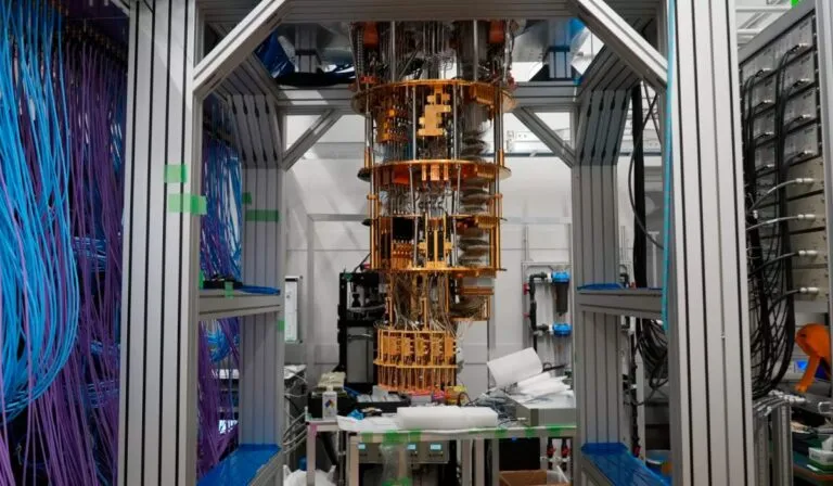 Japón quiere volver a liderar: así será su nueva red cuántica de 600 km para competir en la élite tecnológica