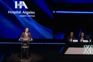 El décimo primer Congreso Médico Angeles que impulsa Olegario Vázquez Aldir, director General de Grupo VAZOL, concluyó exitosamente.