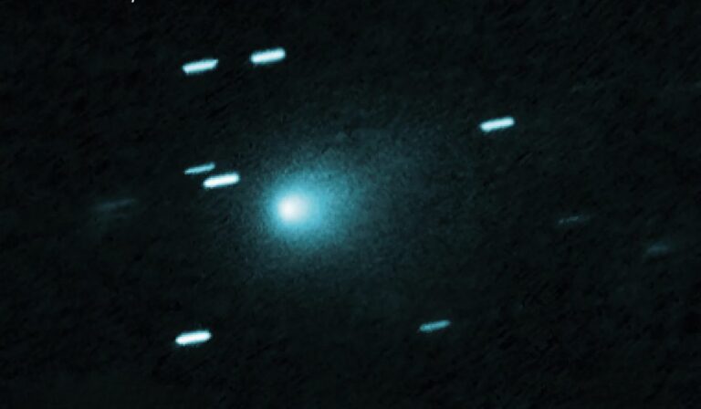 El cometa 3I/ATLAS sorprende con un “latido cósmico” cada 16 horas rumbo a su mayor acercamiento a la Tierra