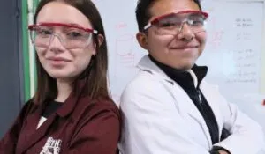 IPN crea plástico que se disuelve en agua y ayuda a purificarla