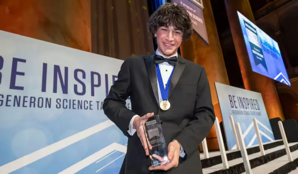 A los 18 años y con IA: el estudiante que reveló millones de objetos ocultos en archivos de la NASA