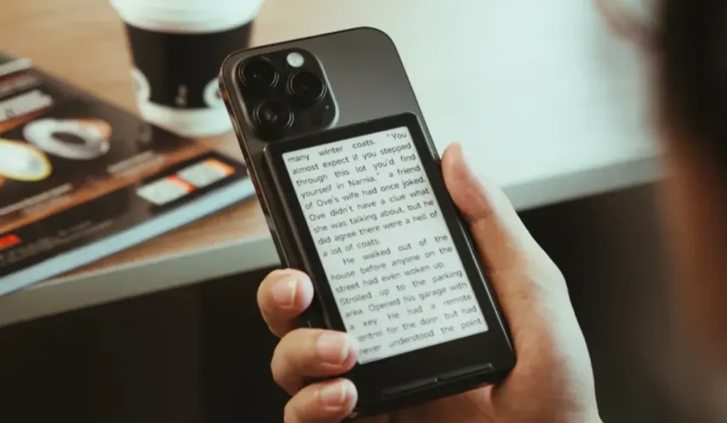 Xteink X4: el mini lector electrónico que sorprende por su tamaño y su comunidad