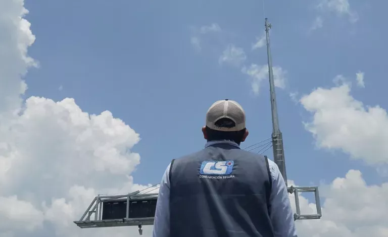 Sistema de videovigilancia inteligente con análisis de datos de Seguritech Privada.