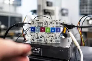 Bioequivalentes impulsan la innovación médica en México con ciencia aplicada y tecnología para tratamientos seguros y eficaces.