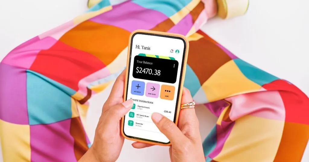 Finsus acelera adopción de IA y fortalece atención digital.