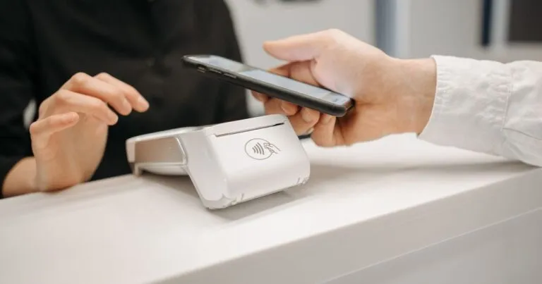 Tecnología NFC impulsa pagos sin contacto: Norman Hagemeister.