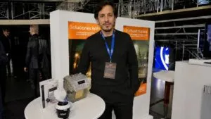 Isbel presenta soluciones de ciudades inteligentes, datos y eficiencia energética para impulsar el futuro digital desde Uruguay.
