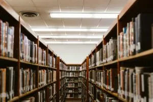 Biblioteca del futuro diseñada para conservar conocimiento durante mil años